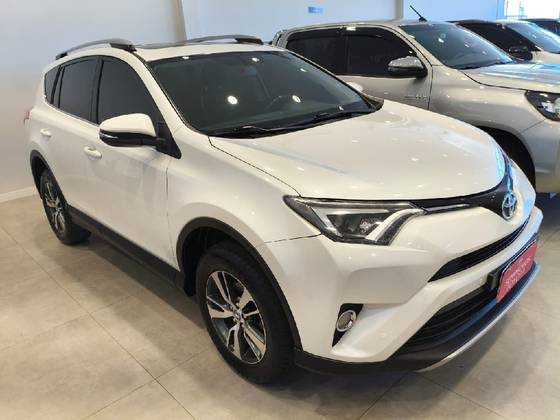 TOYOTA RAV4 2.0 TOP 4X2 16V GASOLINA 4P AUTOMÁTICO